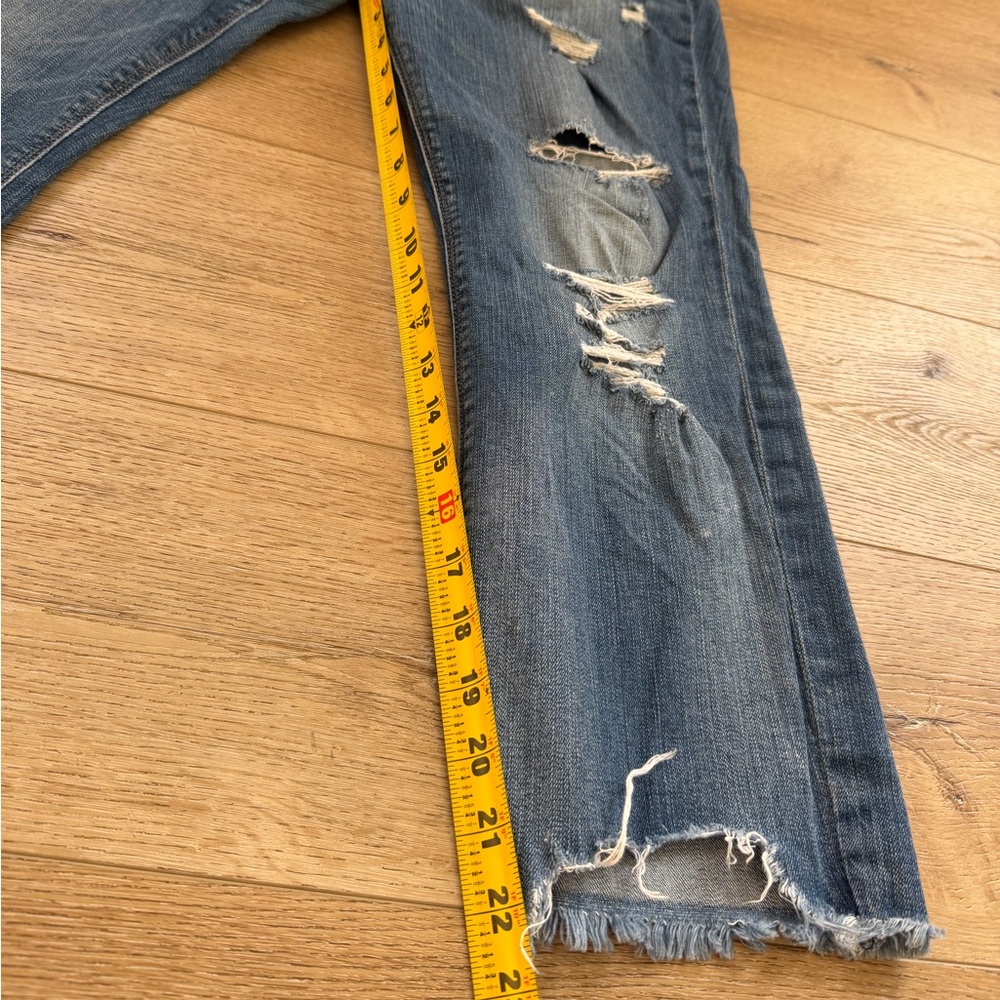 American Eagle Outfitters Distressed Cropped Jeans - Picture 7 of 7